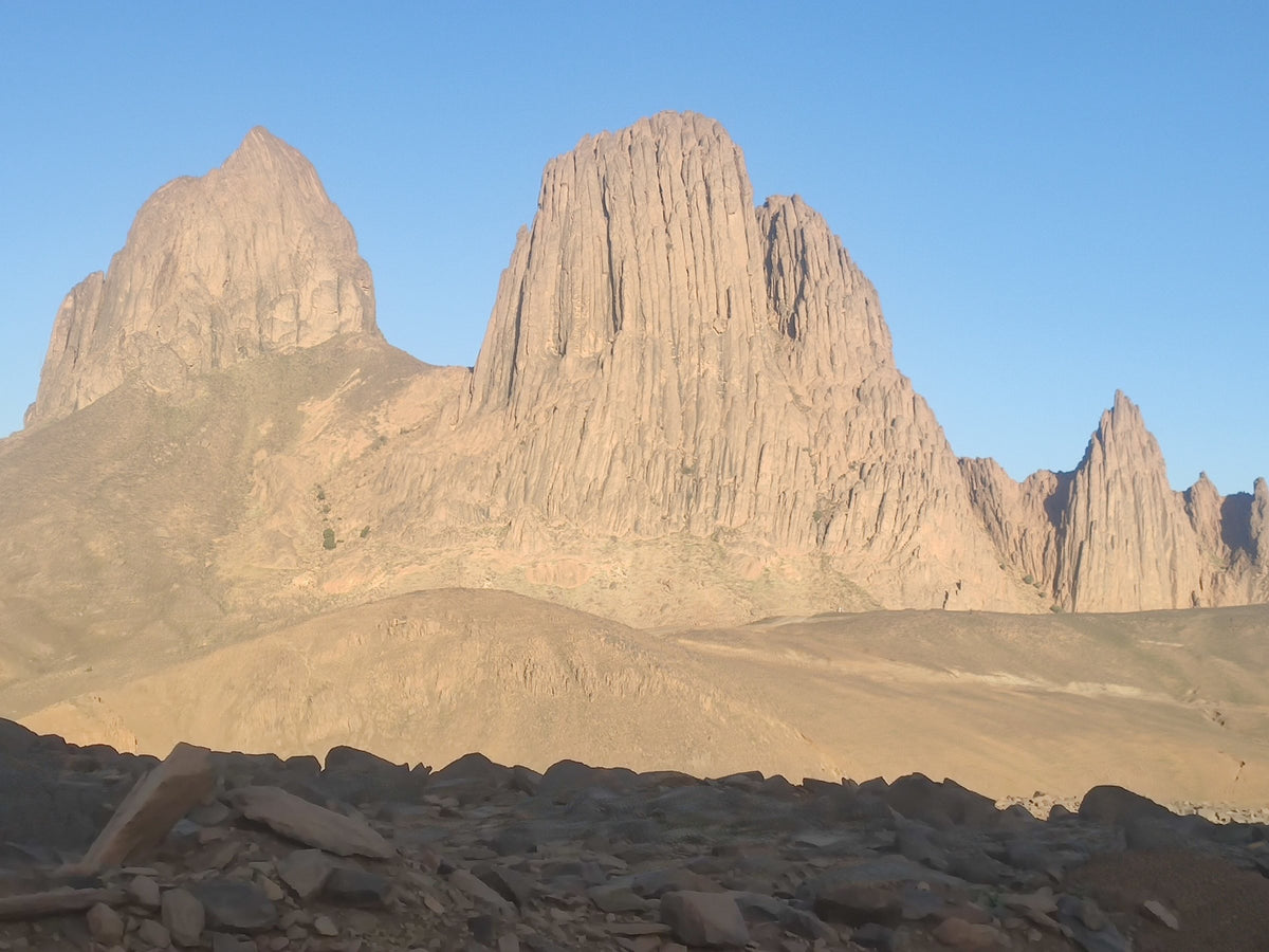 Les pics de l’Assekrem, massif du Hoggar